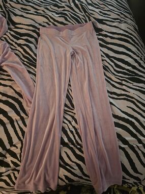Juicy Couture Lavender Plush Velvet Lounge Pants